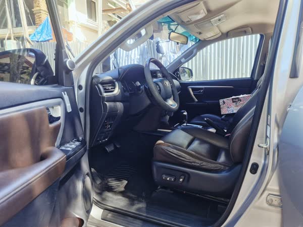 Mazda CX-9 and Toyota Fortuner, JMV home service car wash, Davao City