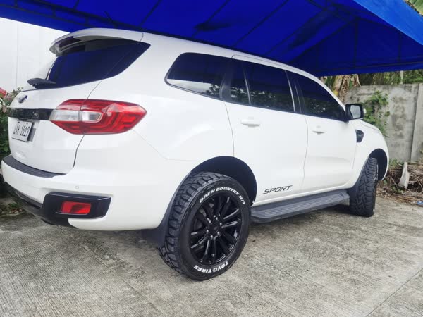 Ford Everest, Toyota Rush and interiors, JMV home service car wash, Davao City