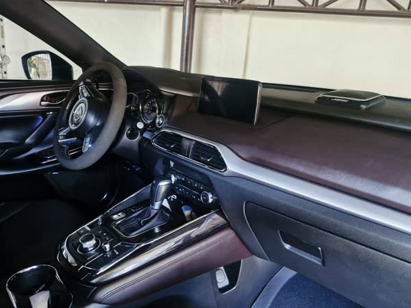 Toyota Land Cruiser and Mazda CX-9, JMV home service car wash, Davao City