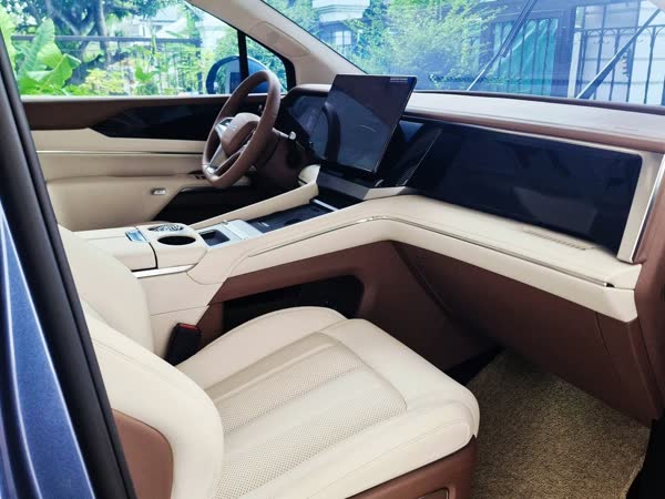 Crossovers, Mazda CX-9 interior, JMV home service car wash, Davao City